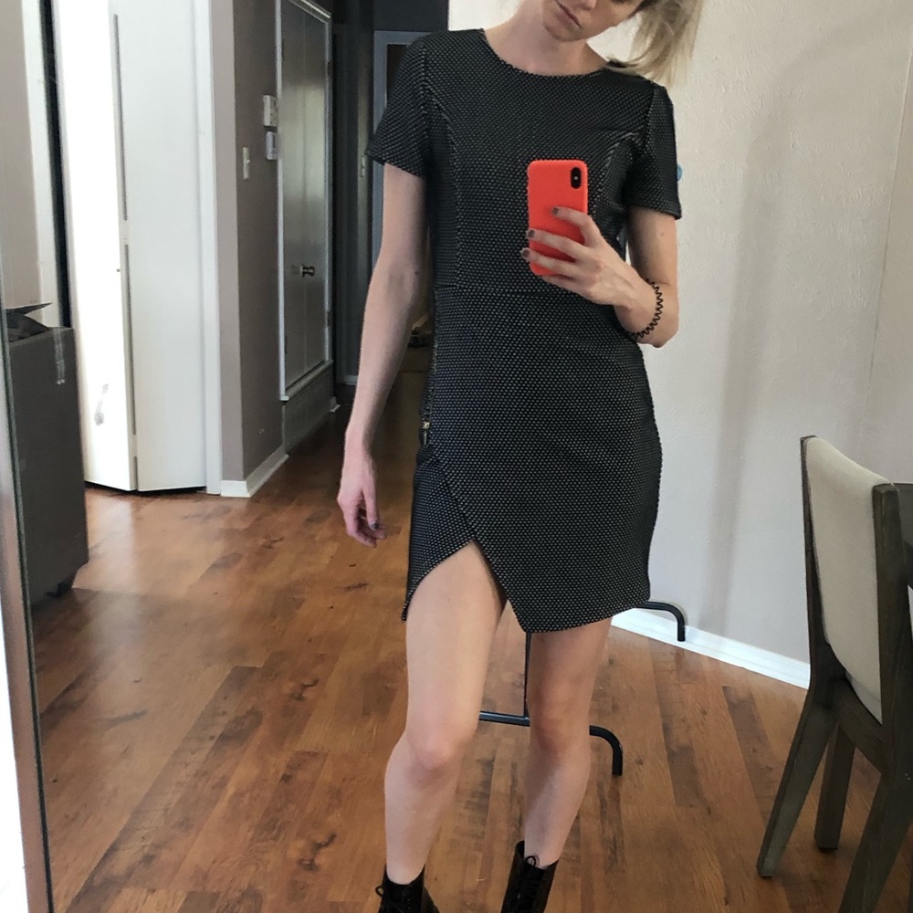 Kensie dress. Black and white size XS